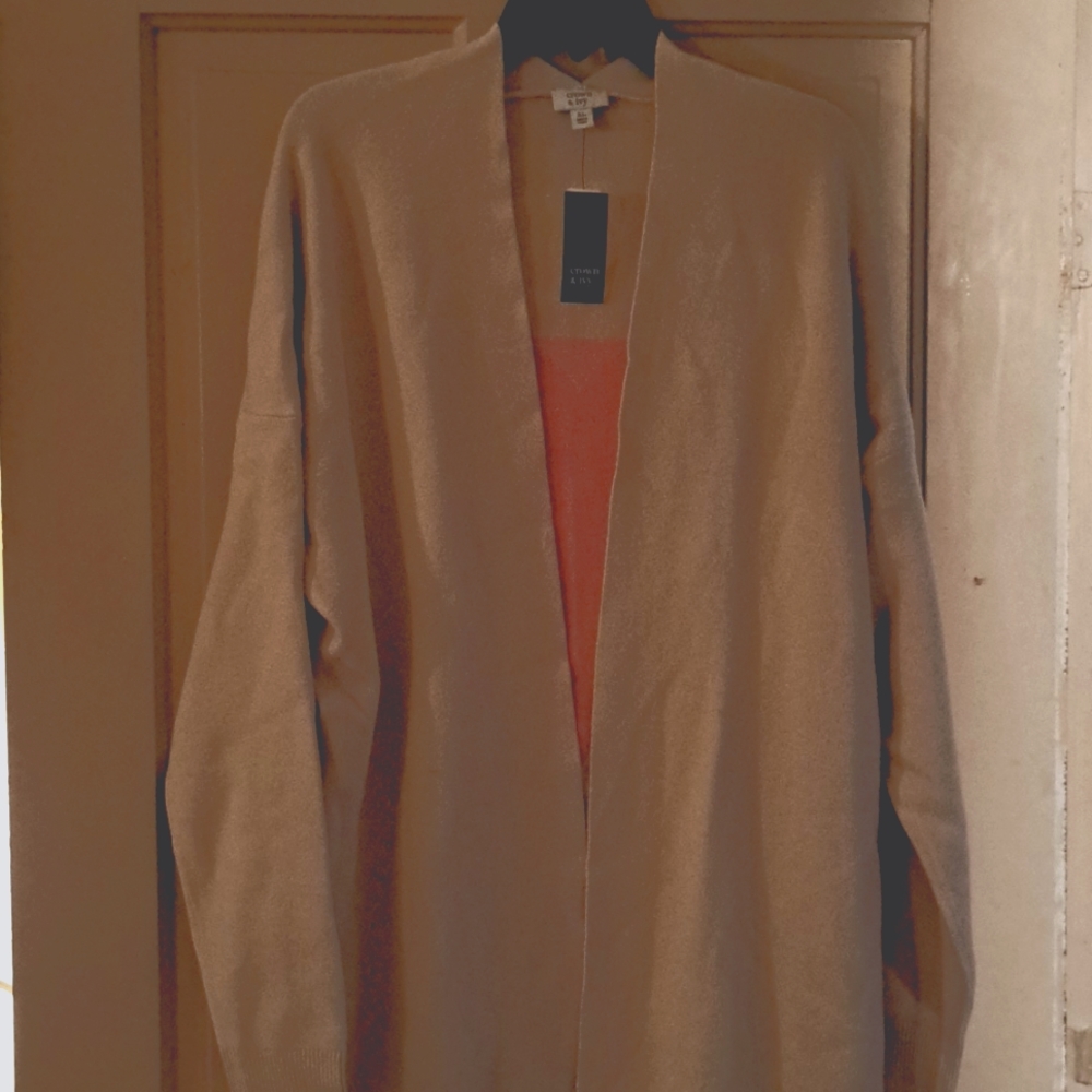 Ladies Crown & Ivy XL, NWT, Ivory sweater coat